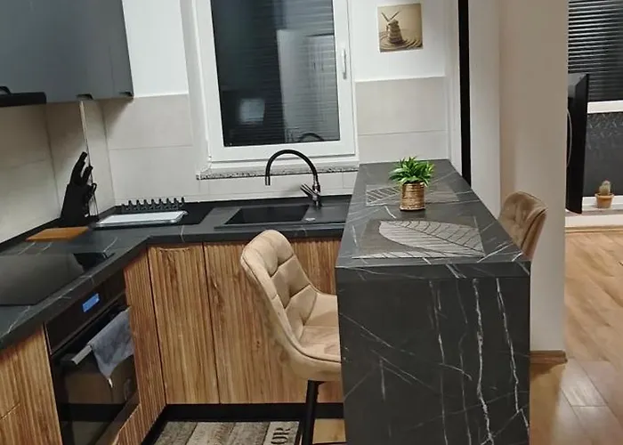 Appartement Garsoniera Alle Braşov